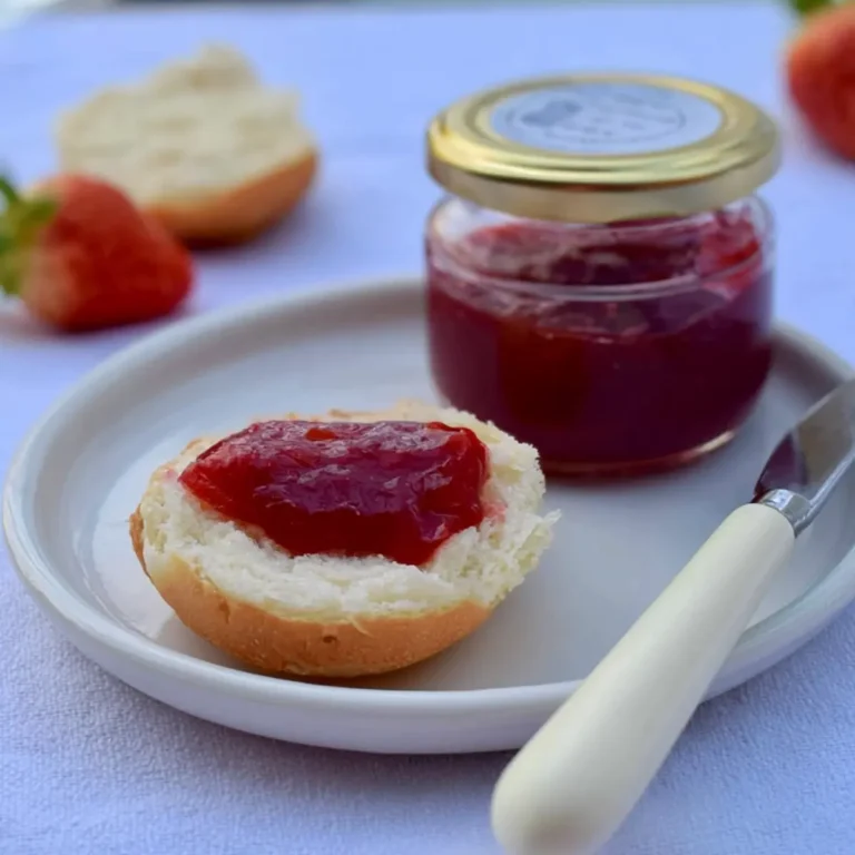 Beschwipste Erdbeermarmelade